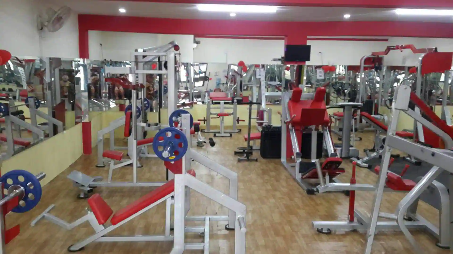 Fit n Fine Fitness Center, Kamla Nagar, Agra